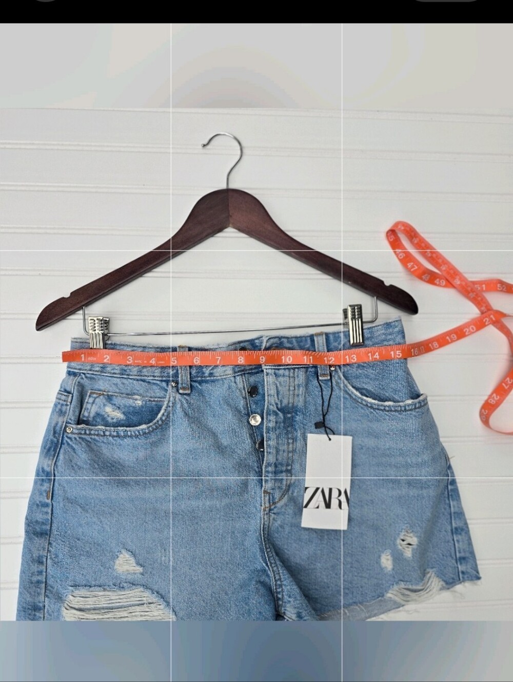 NWT Zara High-Rise Distressed Button-Fly Denim Shorts - Picture 6 of 7
